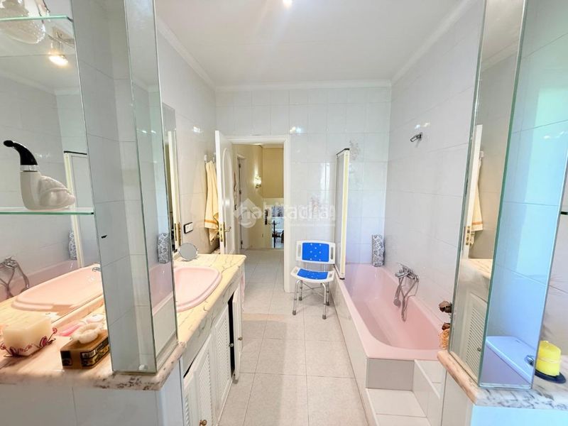 Foto ebac9ba9-be59-4920-9589-46051c9c9807. Casa amb calefacció aparcament a Alameda de la Sagra
