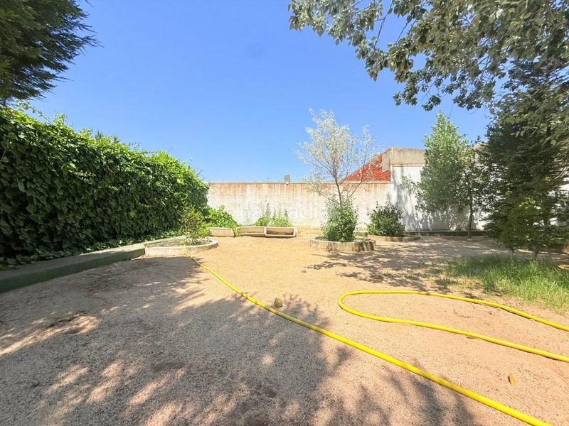 Foto f42a5d69-8593-4637-b624-9212e23b1785. Casa amb calefacció aparcament a Alameda de la Sagra