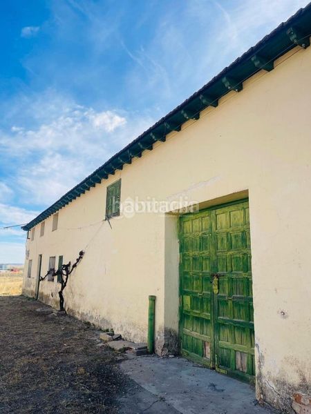 Foto c955d712-5ffd-4909-b159-8b67e06d9e13. Casa a Seseña nuevo Seseña