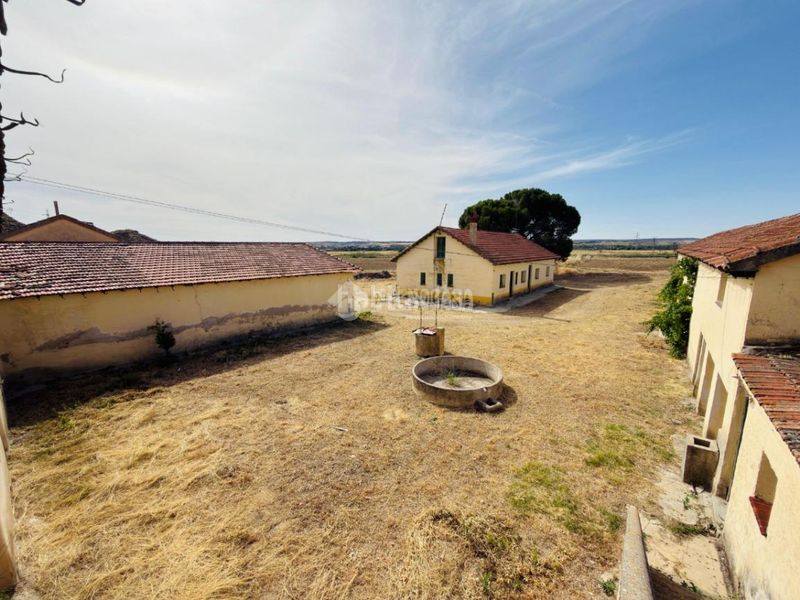 Foto dd19429b-c2ca-48b3-8763-31eb6863e6da. Casa a Seseña nuevo Seseña
