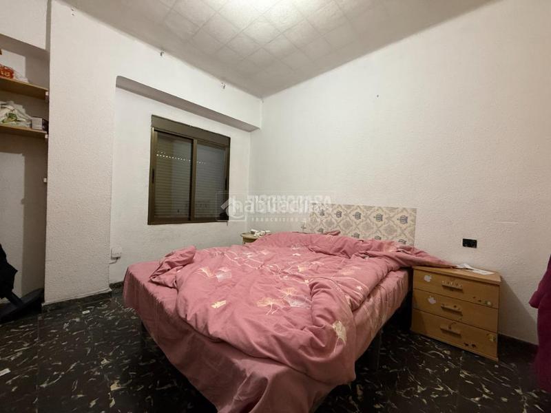 Foto 82a6ab27-bbe4-4c84-ba2f-355c1c79460a. Piso  en venta en Barrio Benicalap Valencia