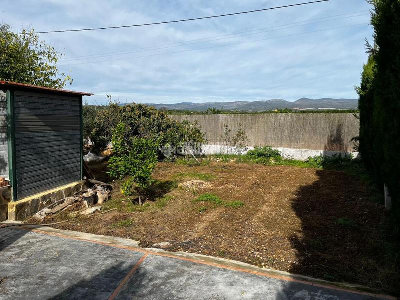 Foto 83d85f8a-8120-423f-bd91-832979a1b36c. Maison avec parking dans Urbanizaciones Llíria