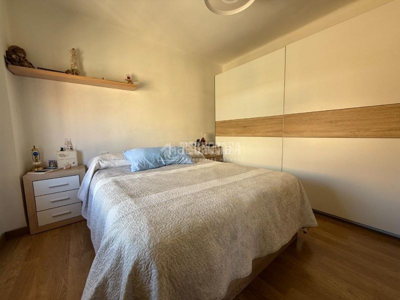 Foto 83ae1f13-1d2d-41ee-9ea3-d87a635dec4c. Pis a Torrefiel Valencia