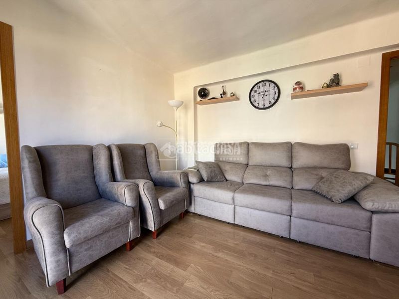 Foto db2c1b66-71c0-4d6e-9db9-b30be0b55e86. Pis a Torrefiel Valencia