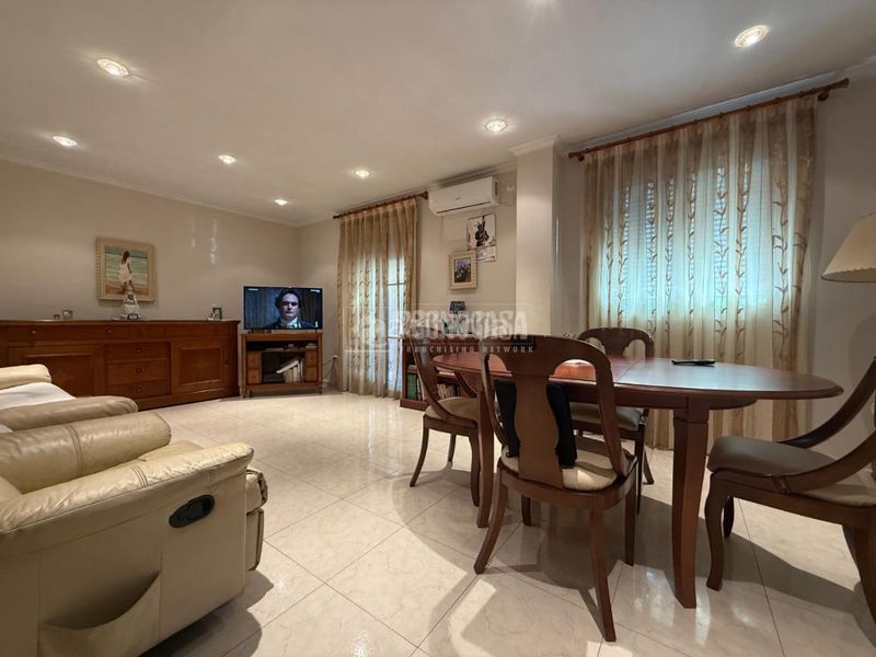 Foto 94863781-05df-4214-96d8-bdb07fd9a9c3. Pis a Barrio Benicalap Valencia