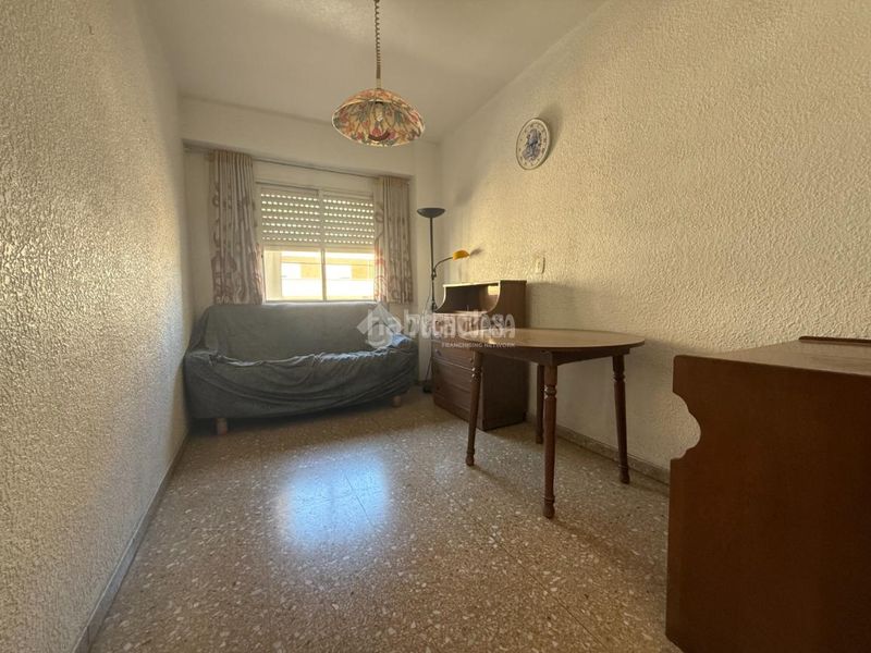 Foto 5a717021-3e59-4919-b0af-a811bc850f45. Pis a Barrio Benicalap Valencia