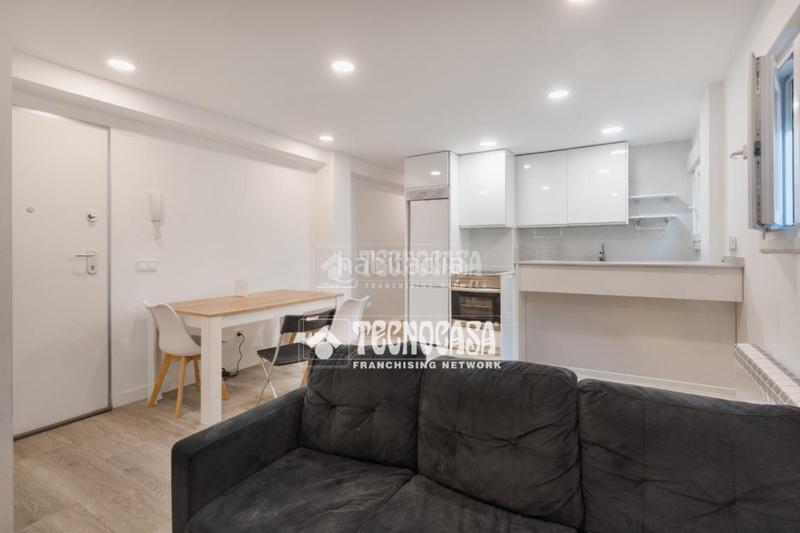 Foto 0a76237d-69f7-47f1-b557-971deaea8def. Piso  en venta en Concepción Madrid