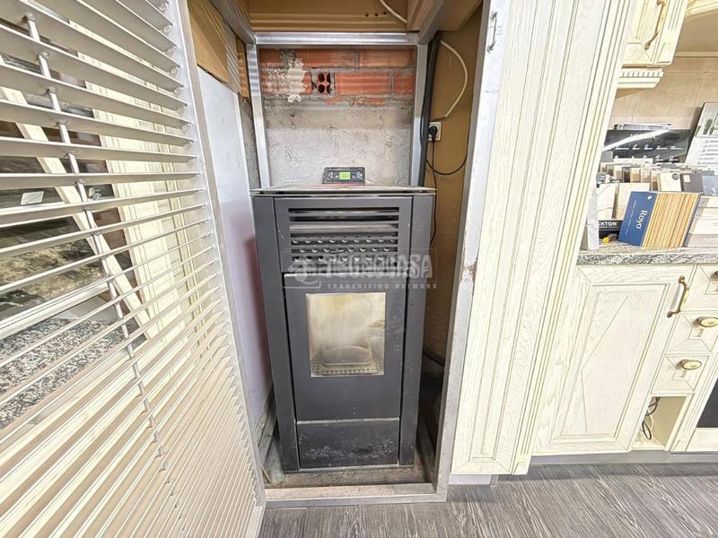 Foto 6ea98749-c04a-46f7-9dd5-c0f079f97726. Lloguer local comercial a Arrabal Zaragoza