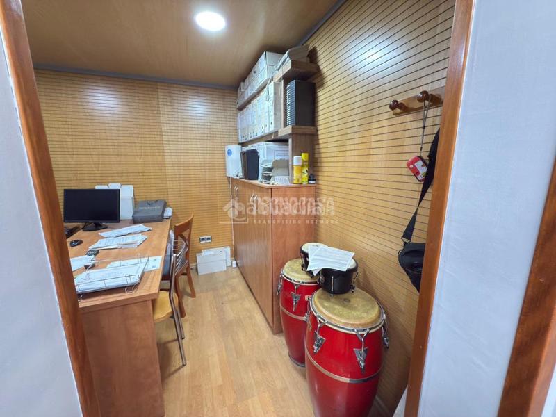 Foto c9392831-832f-4b93-adfb-34abbdbe7117. Location local commercial dans Arrabal Zaragoza