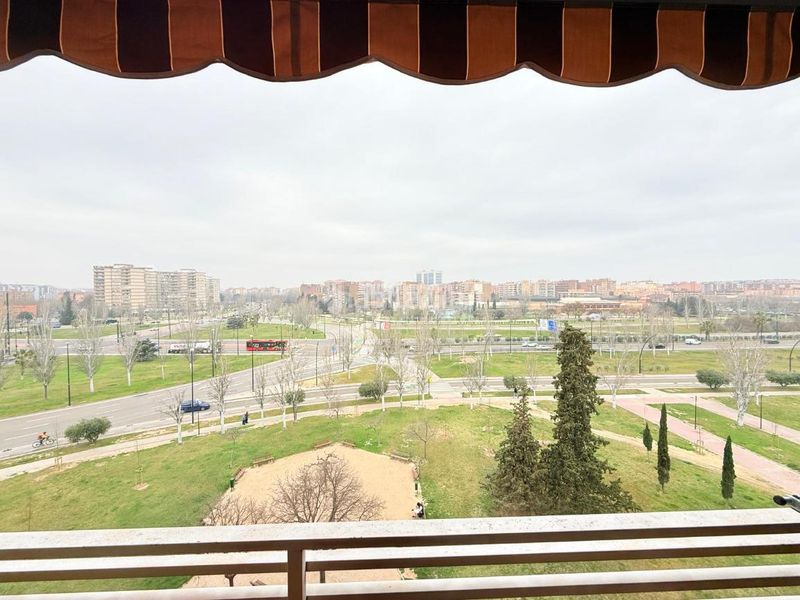 Foto 191e3ee4-f1b2-4460-b959-c903bdb9b150. Pis amb calefacció aparcament a Salvador Allende Zaragoza