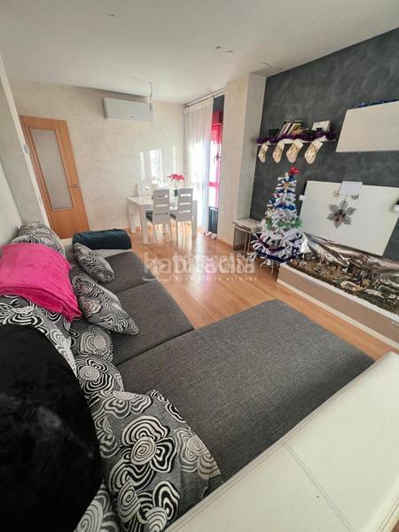 Foto 11482f2b-b034-4d34-abab-3218d624e4f9. Appartamento con riscaldamento parcheggio in Parla este Parla