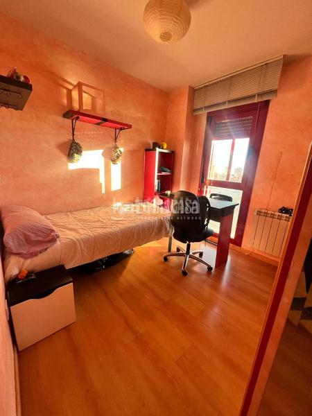 Foto 7cf4cae0-7a45-44e6-9123-c72c6ca4fc38. Appartamento con riscaldamento parcheggio in Parla este Parla