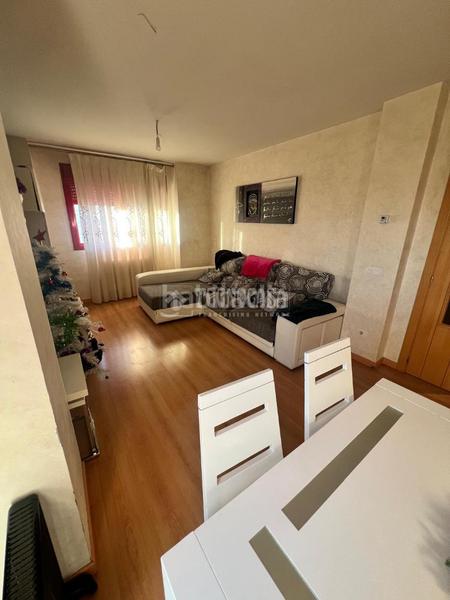 Foto b31d93dd-e1cb-43ce-b6f1-dbca630cfc4e. Appartamento con riscaldamento parcheggio in Parla este Parla
