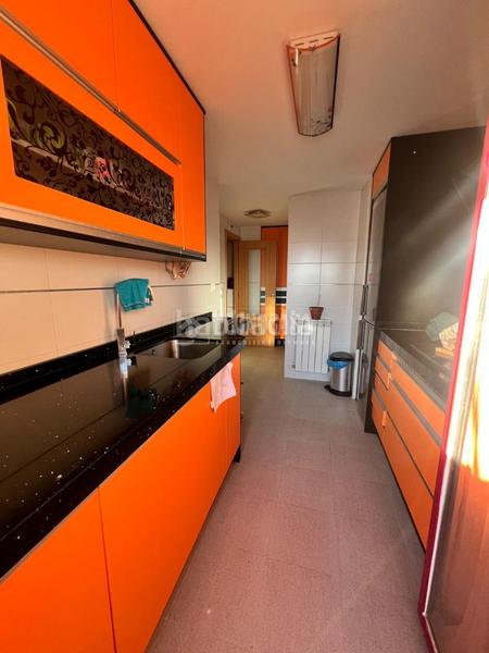 Foto c4118974-c655-40cc-a3a1-9c197af7e552. Appartamento con riscaldamento parcheggio in Parla este Parla