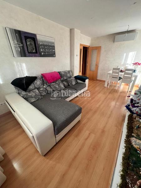 Foto d7468fef-54a8-4d91-bec4-b70571aabe46. Appartamento con riscaldamento parcheggio in Parla este Parla