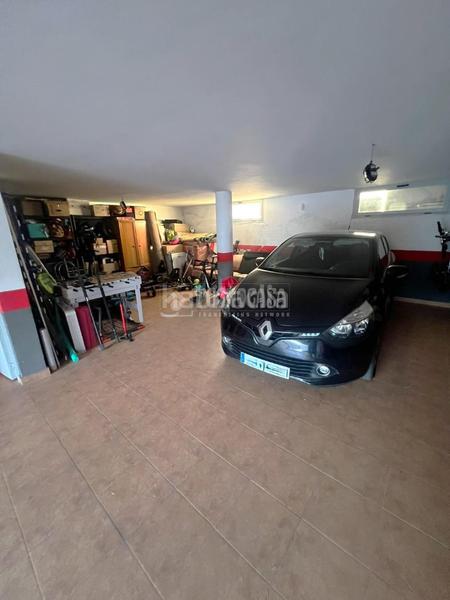 Foto 1e31f630-ad88-4ee2-8433-3387e907346f. Casa bifamiliare con riscaldamento piscina in Parla este Parla