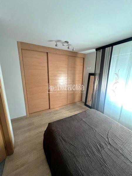 Foto 350762aa-bdb0-4cb5-9ba0-c83b77701562. Casa bifamiliare con riscaldamento piscina in Parla este Parla