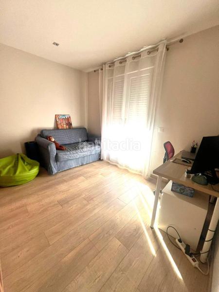 Foto a7a6aaa5-d077-4a38-ba48-c1d6e32af22d. Casa bifamiliare con riscaldamento piscina in Parla este Parla