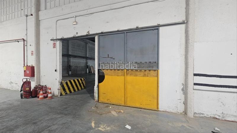 Foto 05189490-f739-45f6-a28f-33b64a849db4. Miete fabrikhalle in Centre Hospitalet de Llobregat (L´)