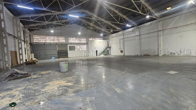 Foto 44f9559f-9a62-4469-b0fe-54452d0654c8. Miete fabrikhalle in Centre Hospitalet de Llobregat (L´)