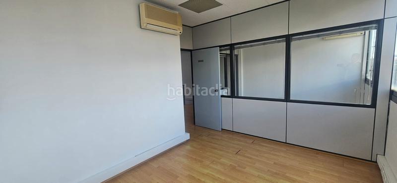 Foto ada92ae6-5317-4e1e-9658-883de5ba115d. Affitto ufficio in Sant Antoni Barcelona