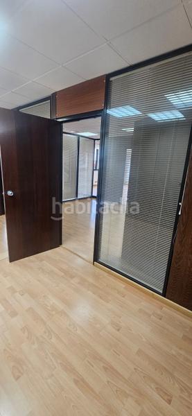 Foto 212cf711-4154-47d3-837c-10884f992396. Alquiler oficina s ático en eixample en Sant Antoni Barcelona