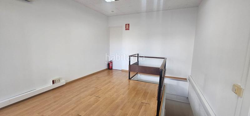 Foto 2890738c-605e-4535-a938-afda59cceb1b. Lloguer oficina a Sant Antoni Barcelona