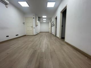 Oficina  Via laietana. Oficinas barrio gotic