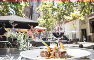 Local Comercial a Poblenou. Restaurante c3 en rentabilidad