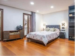 Alquiler Piso en Sant Antoni. Inmueble en el centro de barcelona