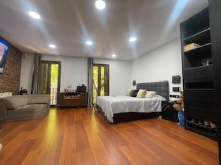 Alquiler Piso  Ronda de sant antoni. Inmueble en el centro de barcelona