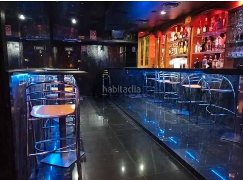 Foto 9571ffe6-ef30-4891-929c-149962e8f14f. Traspaso local comercial bar musical en Fort Pienc Barcelona