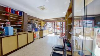 Local Comercial a Creu de Barber. Tienda en venta en sabadell