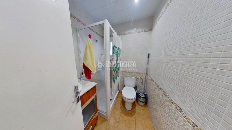 Foto 3295449f-dda7-4f86-9ac2-6ff286b58927. Piso  en venta en Creu de Barberà Sabadell