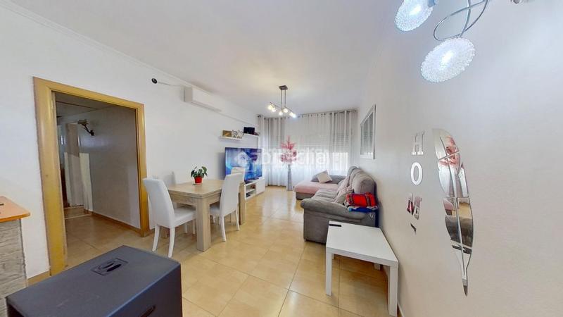 Foto eda5671a-011c-4d93-b288-3d95aa760336. Piso  en venta en Creu de Barberà Sabadell