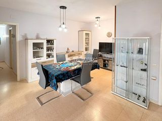Appartamento in Creu de Barberà. Piso en venta en sabadell