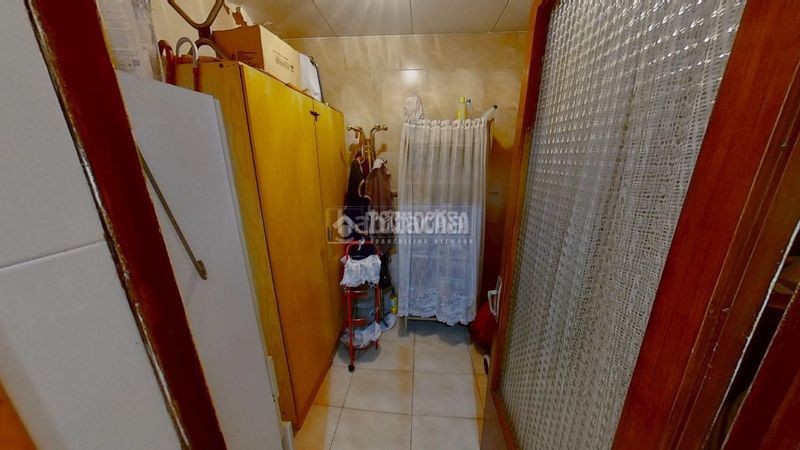 Foto acc73279-f3e1-4947-a2db-71193d4bcad3. Pis a Creu de Barberà Sabadell
