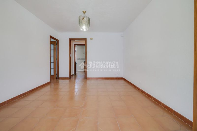 Foto 4a3a24a9-f397-47a4-8e79-7a286acefd80. Pis a La Roureda Sabadell
