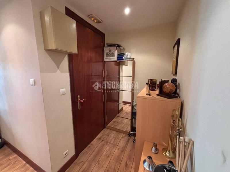 Foto 254191fb-68ad-42f5-86f3-533b835e1b61. Appartement dans Solokoetxe Bilbao