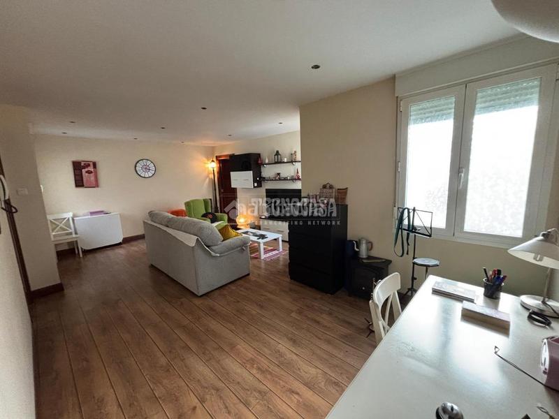 Foto 764ae057-020a-4f42-81d2-e81f2792f9db. Appartement dans Solokoetxe Bilbao