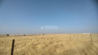 Propriété à Sierra de Fuentes. Terrenos en venta en sierra de fuentes