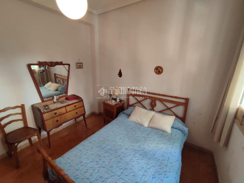 Foto 5b0e86d6-67ab-4e0b-97d3-c2ac76de3b55. Etagenwohnung mit parking in Centro Cáceres