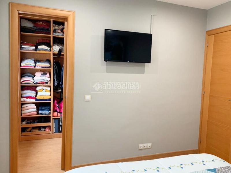 Foto fcb34c61-bef2-4319-842f-5962a8ebff10. Pis a Centre Viladecans