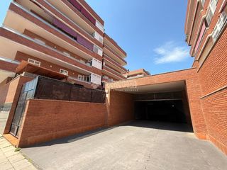 Parking coche en Vilamarina