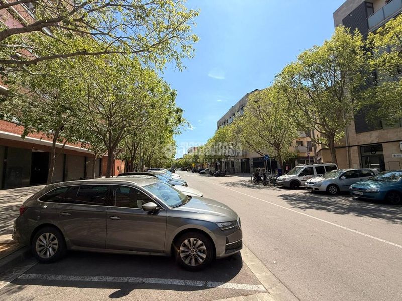 Foto 435284e1-aed2-4053-9cb3-96871a9ad5ab. Aparcament cotxe a Vilamarina Viladecans