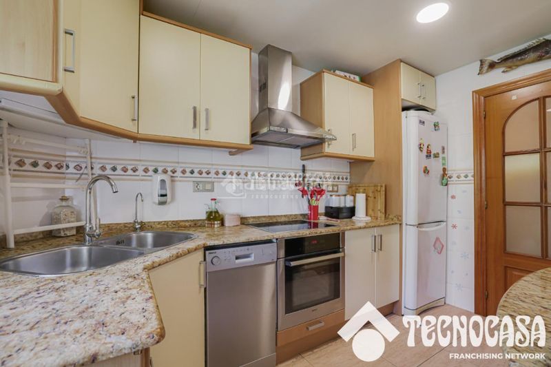 Foto 502b2cea-bb4d-4130-b3fb-0eb312067adb. Piso  en venta en Centre Viladecans