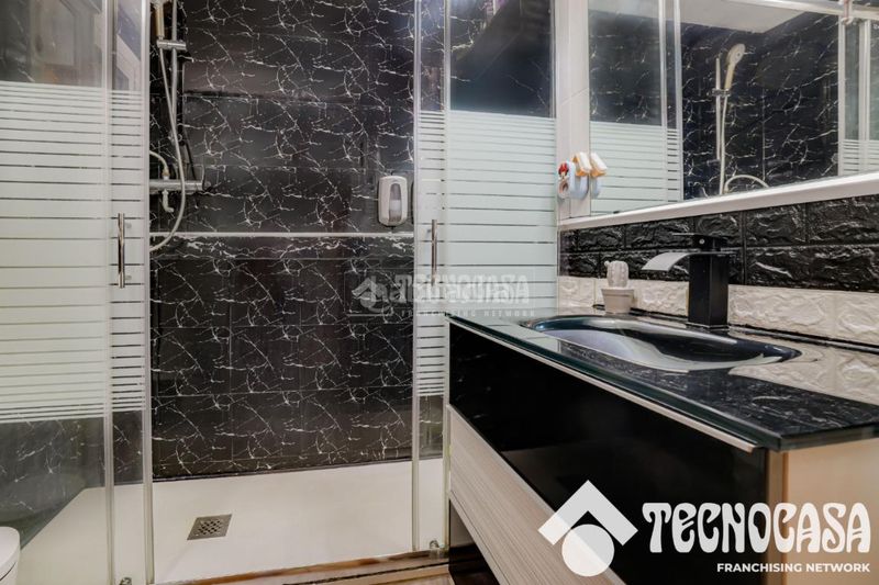 Foto 5fbd39cb-e063-4ee9-a072-7b364bb4e073. Piso  en venta en Centre Viladecans