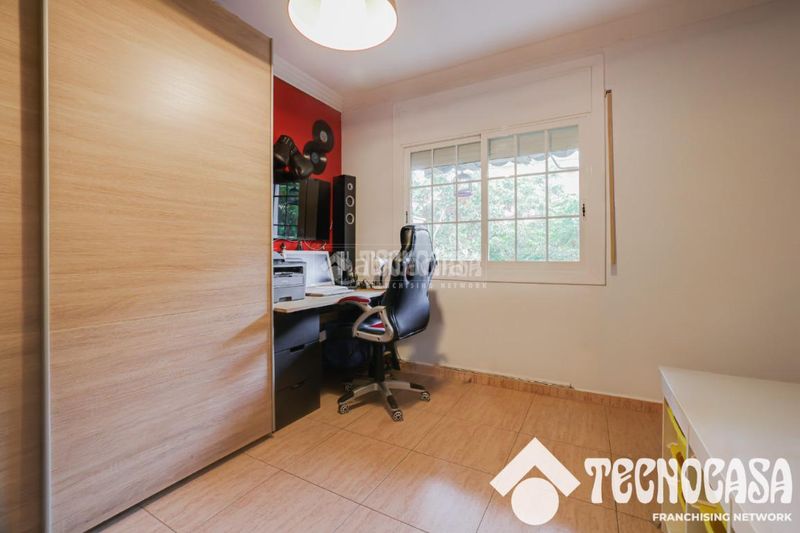 Foto 7b368b7d-e7a4-4815-8c29-f3496b695973. Piso  en venta en Centre Viladecans