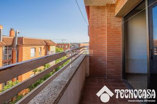 Flat in La Roureda. Piso en venta en viladecans