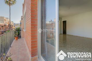 Flat in Centre. Piso en venta en viladecans